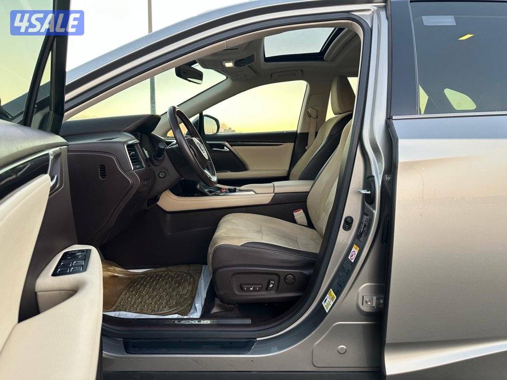 لكزس RX 350 موديل ٢٠١٧ في قمة النظافة10