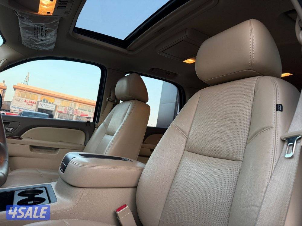 YUKON SLT 4*4 _2014 صبغ الوكالة7