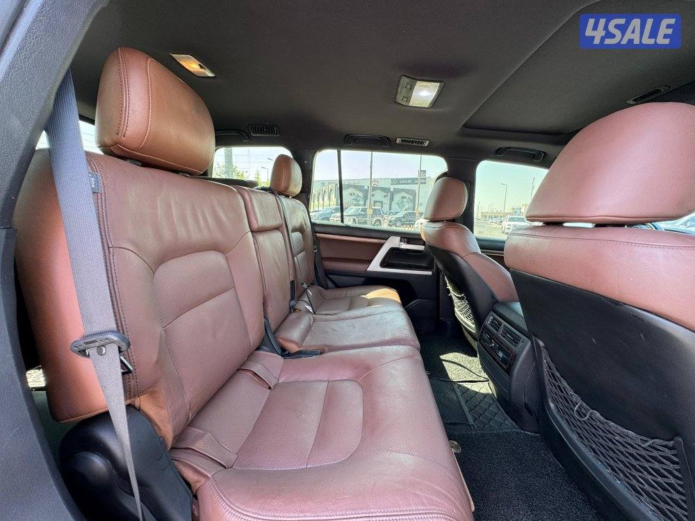 تويوتا لاندكروزر 5.7 VX.R -V84