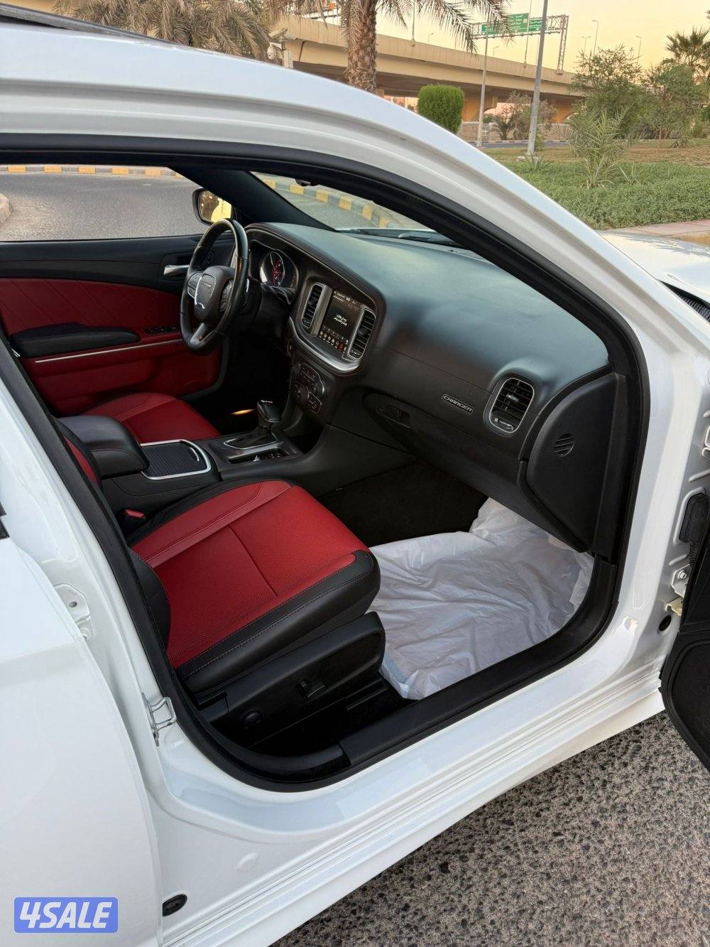 شارجر GT موديل 2022 صبغ الوكاله 6 سلندر بحاله الوكاله اعلى درجه10
