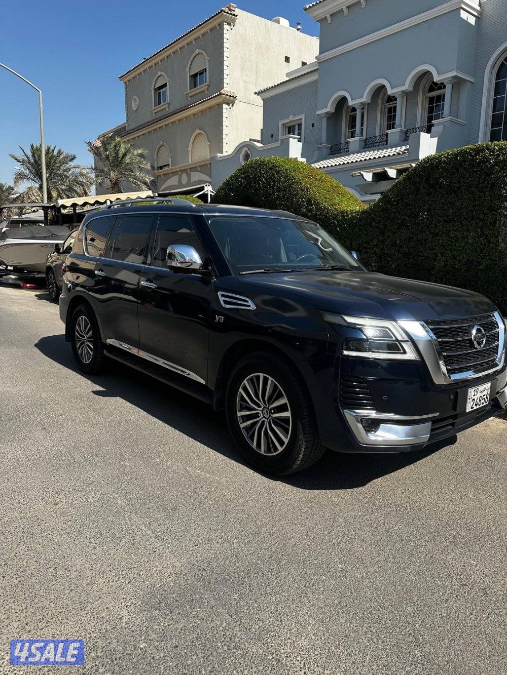 نيسان باترول بلاتينيوم موديل ٢٠٢٢ ٨ سلندر0