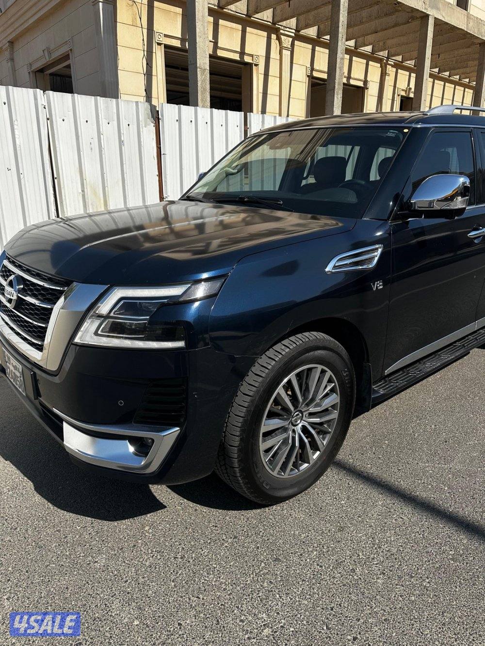 نيسان باترول بلاتينيوم موديل ٢٠٢٢ ٨ سلندر2