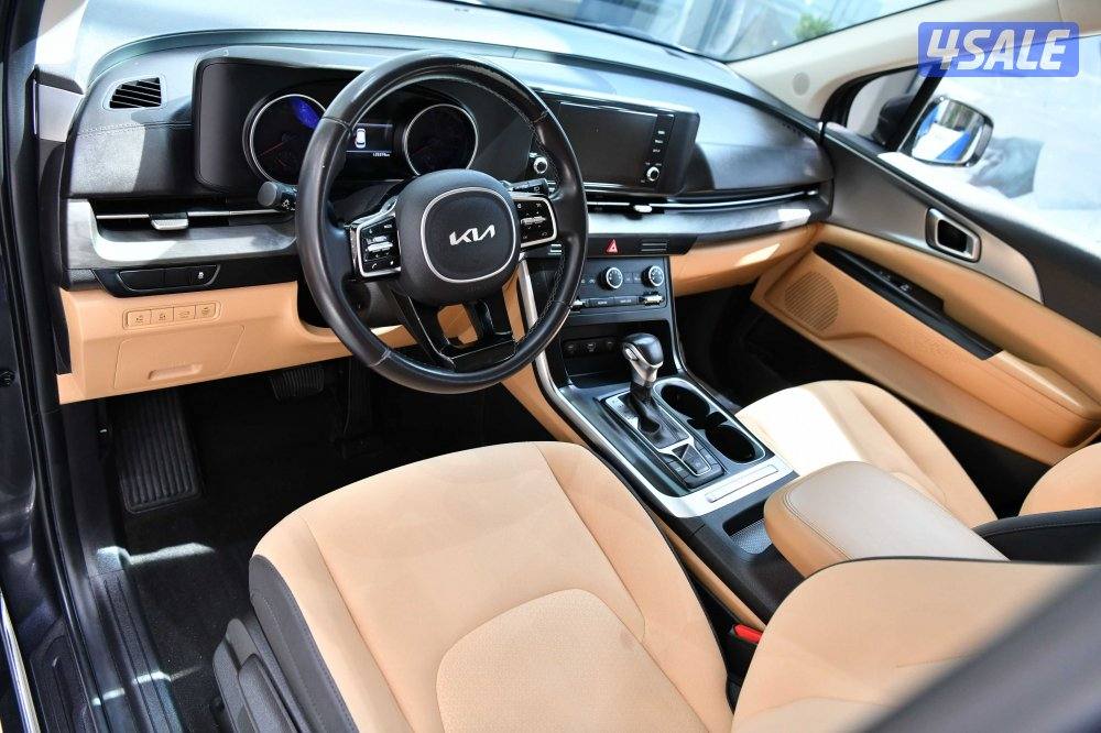 كيا كارنفال5