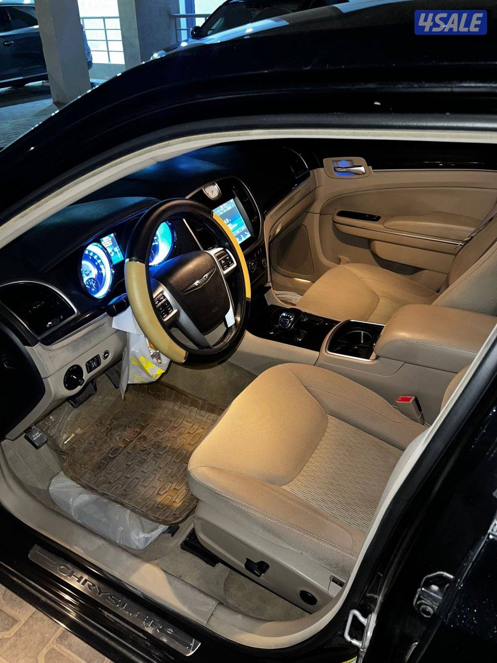 🚘 كرايسلر 300 موديل 2013 - فل أوبشن ما عدا الفتحة
6 سلندر 🔥 | سيرفس2