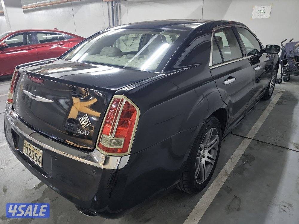 🚘 كرايسلر 300 موديل 2013 - فل أوبشن ما عدا الفتحة
6 سلندر 🔥 | سيرفس9