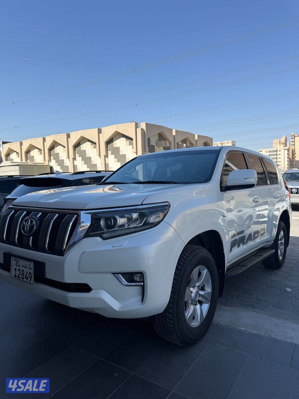 للبيع برادو 2021 VX4