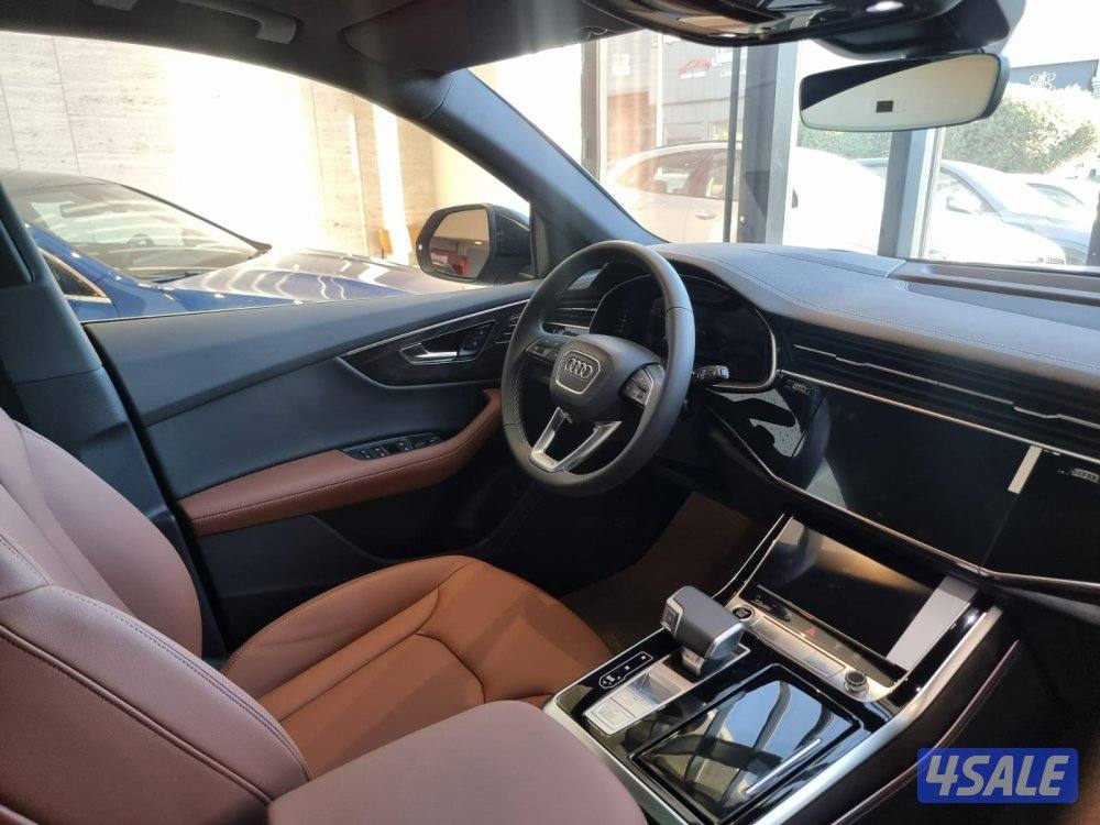 Audi Q8 S-Line 30L10