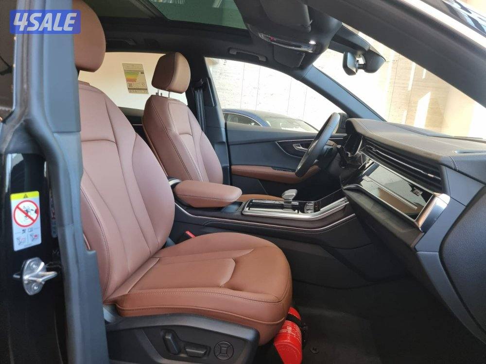 Audi Q8 S-Line 30L12
