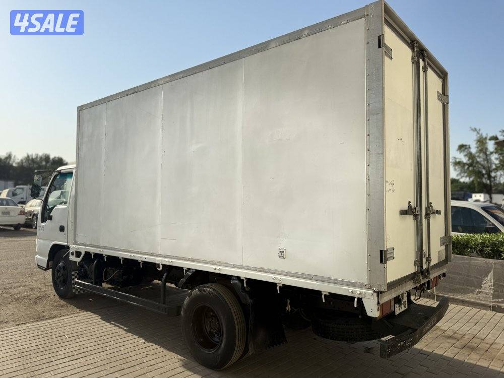 للبيع هاف لوري 20085