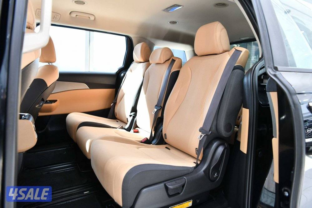 كيا كارنفال4