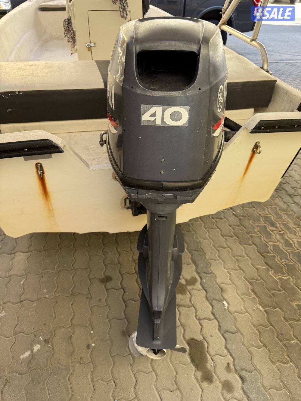 قارب الدرازي 14 قدم  مديل 2016 مكينه 2016  ياماها نظيف جدا2