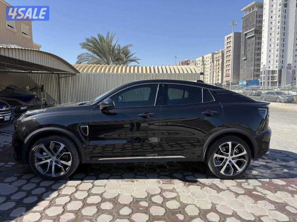 للبيع LYNK & CO 058