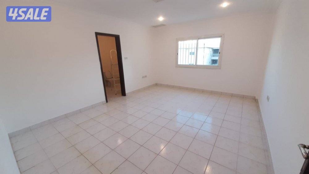 للإيجار شقه دورين3