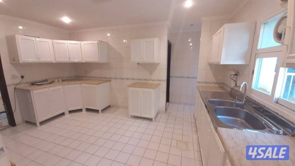 للإيجار شقه دورين5