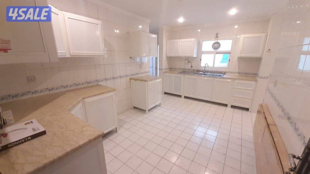 للإيجار شقه دورين7