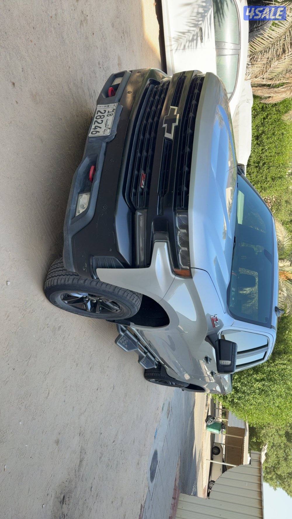 وانيت سلفرادو موديل 2020 تريل بوس لون سلفر غمارة ونص0