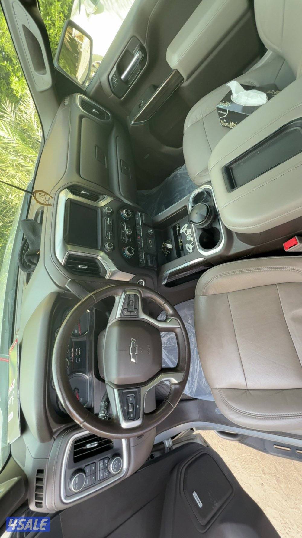 وانيت سلفرادو موديل 2020 تريل بوس لون سلفر غمارة ونص3