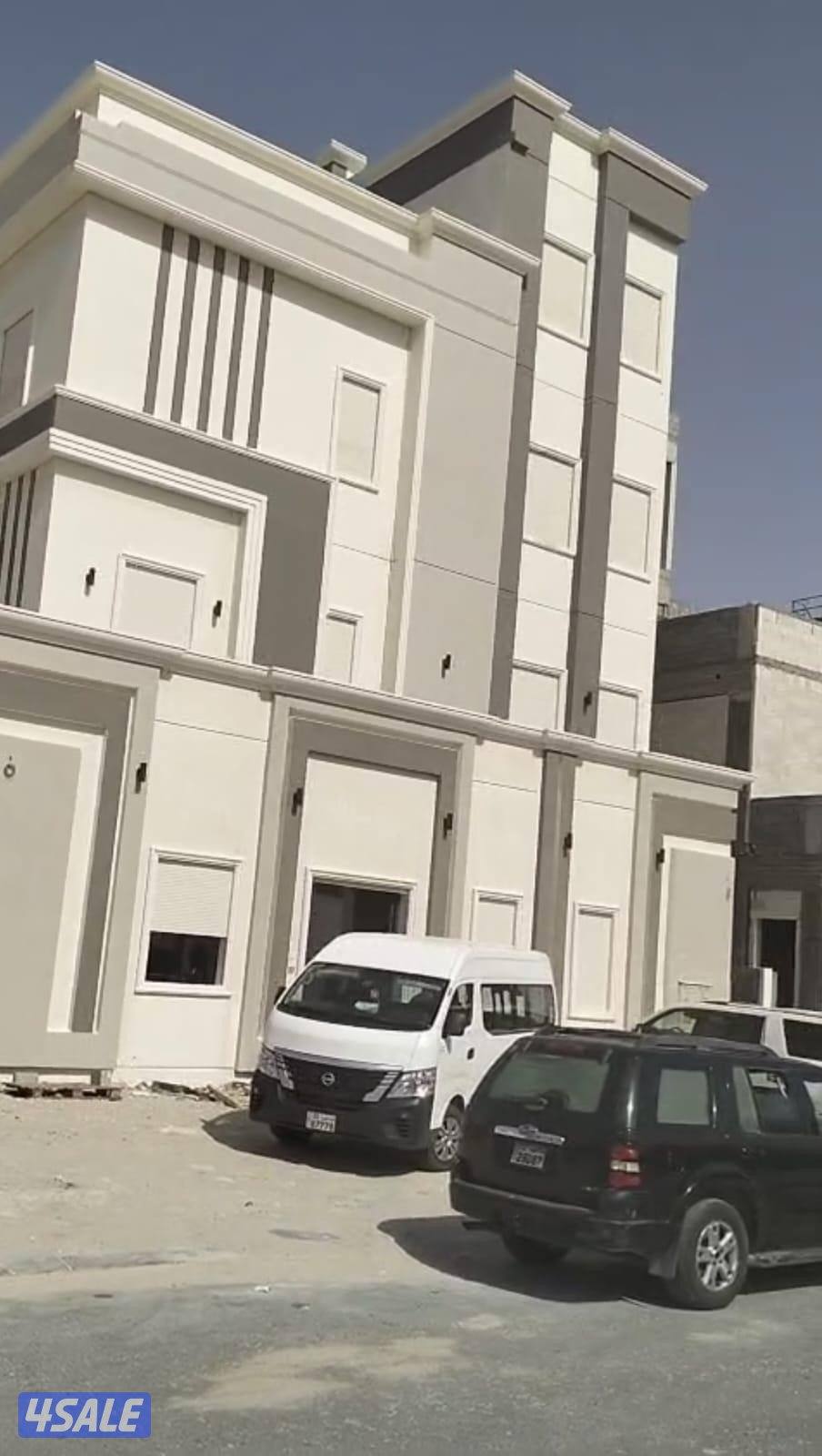 للبيع فيلا في المطلاع0