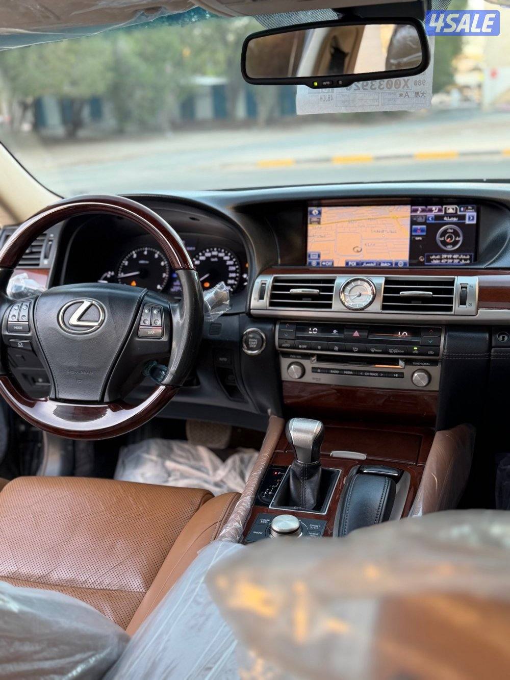 للبيع لكزس LS460L قمه بالنضافه الساير لارج فل كامل2