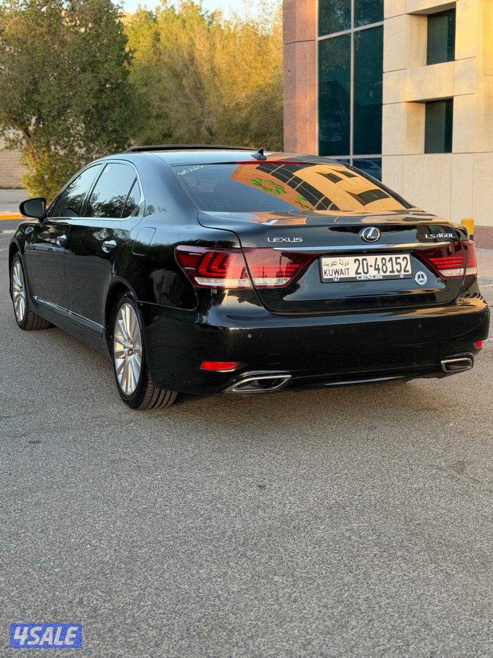 للبيع لكزس LS460L قمه بالنضافه الساير لارج فل كامل8