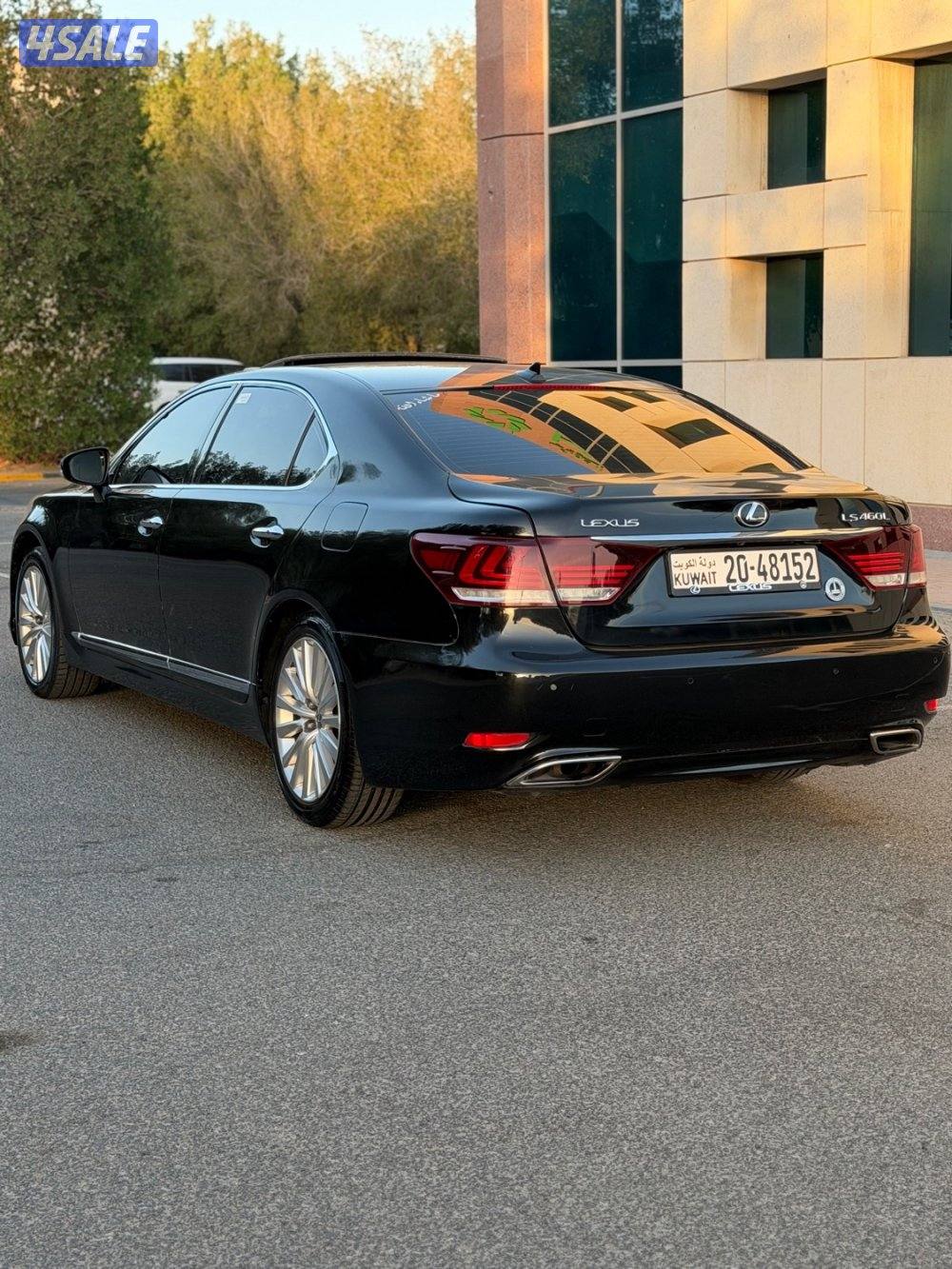 للبيع لكزس LS460L قمه بالنضافه الساير لارج فل كامل9