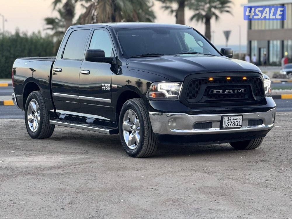 للبيع دودج رام موديل 20130