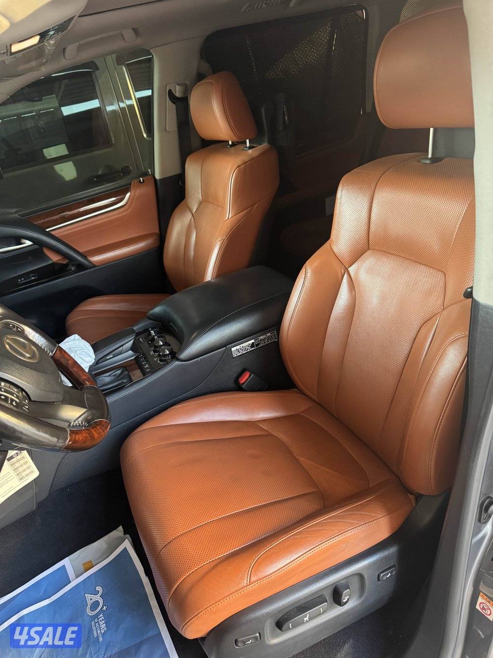 للبيع LX570 S 20174