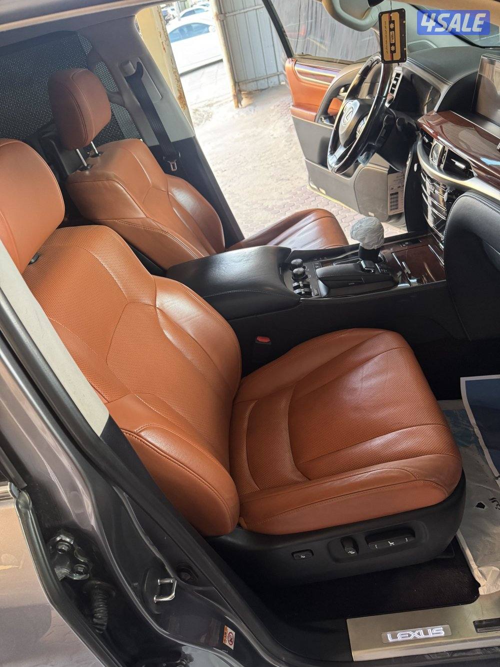 للبيع LX570 S 20175