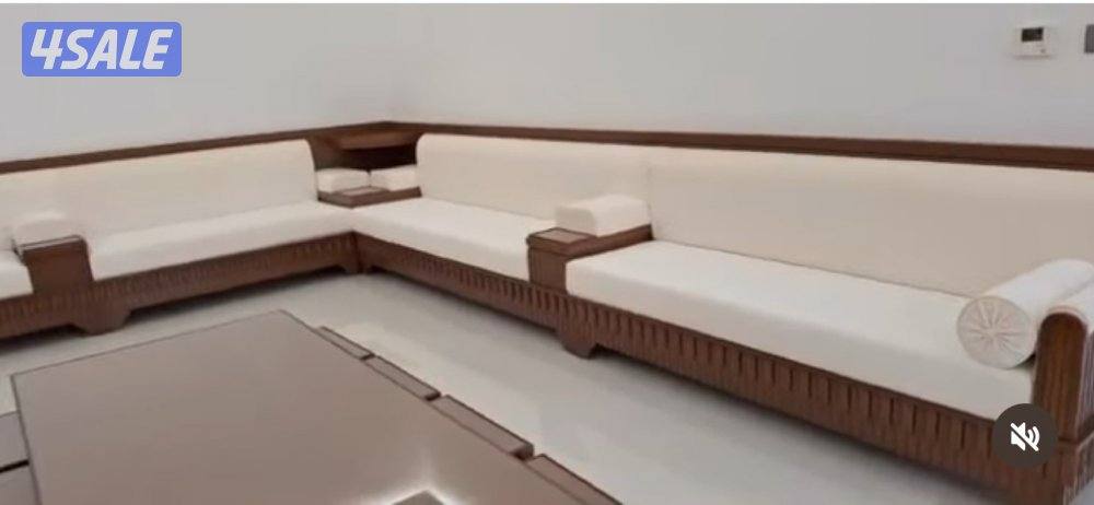 موسسة في الخليج. الأثاثات والمفروشات3