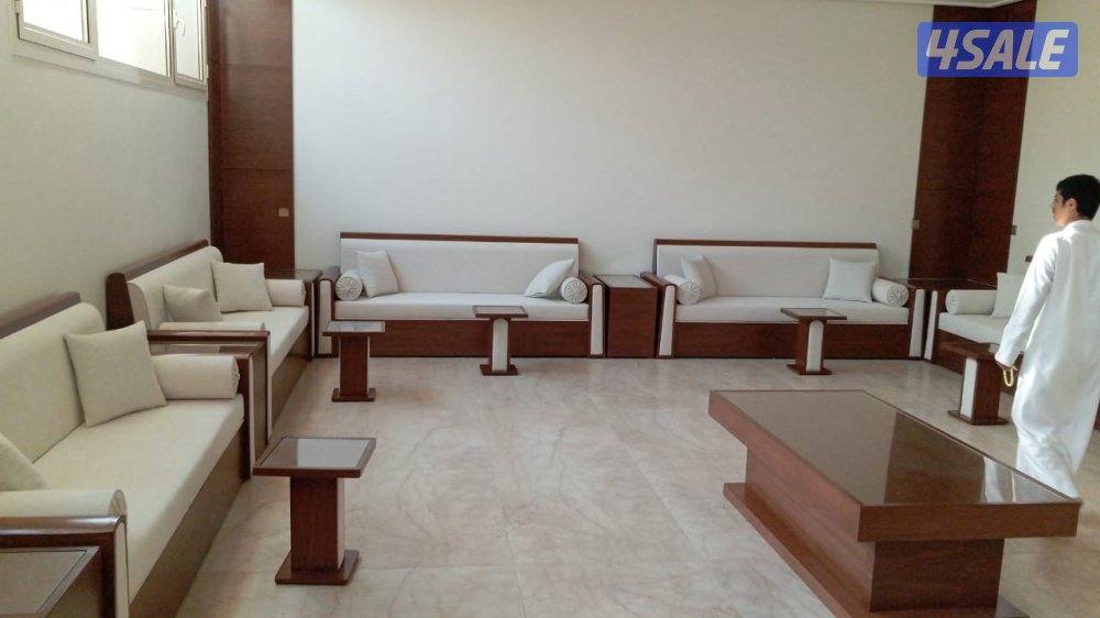 موسسة في الخليج. الأثاثات والمفروشات8