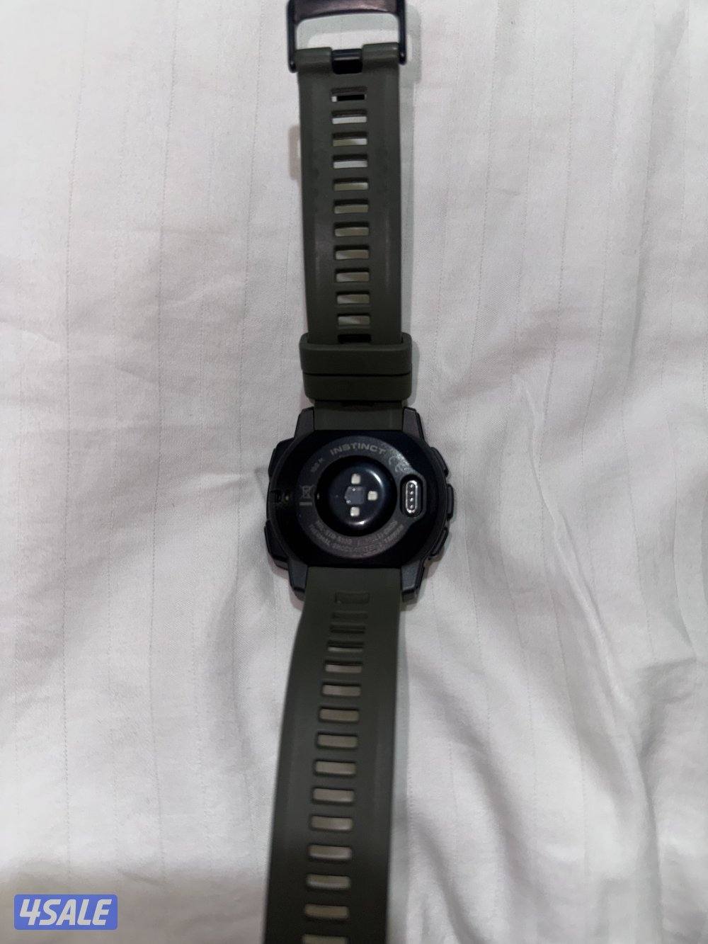 للبيع مجموعة من ساعات garmin0