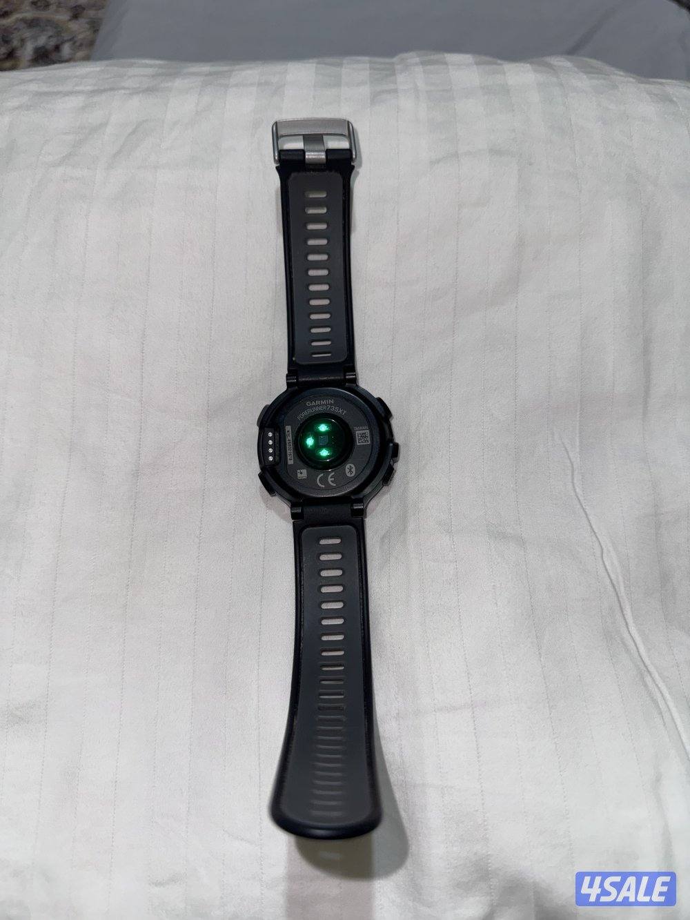 للبيع مجموعة من ساعات garmin3