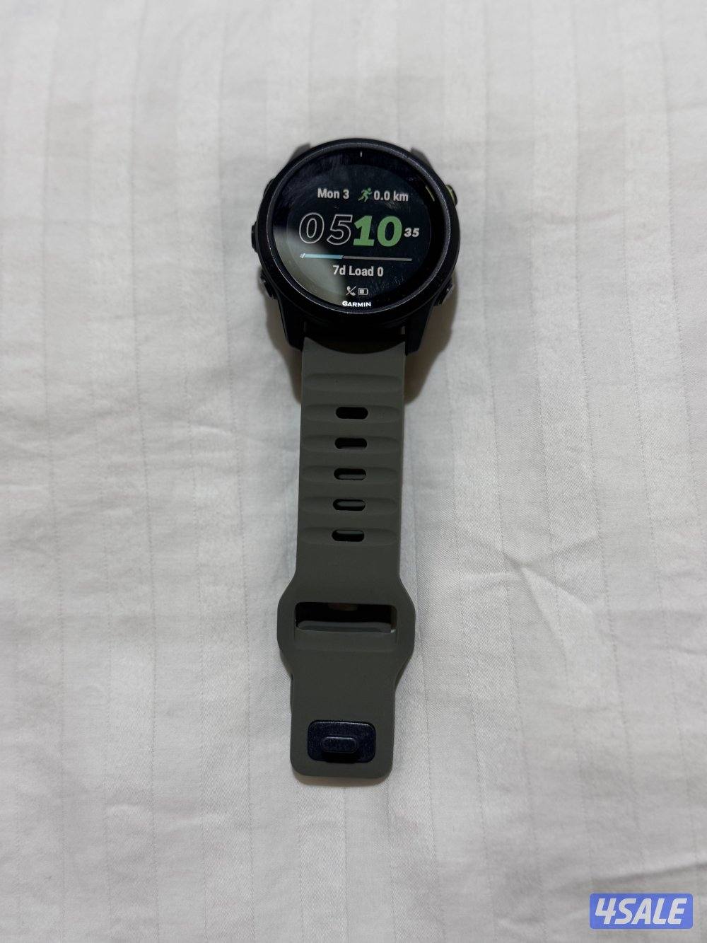 للبيع مجموعة من ساعات garmin4