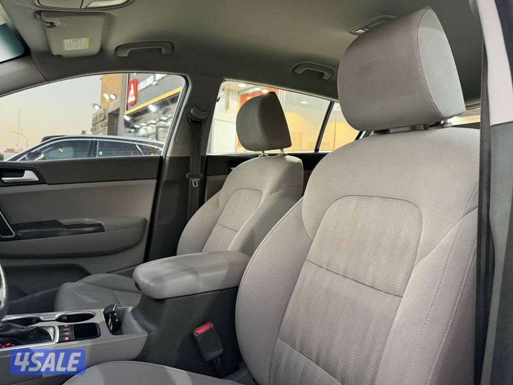 كيا سبورتاج AWD موديل 2018 عداد قليل 93 الف صبغ الوكاله نظيف جدا جدا6