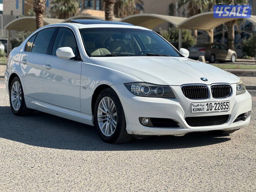 للبيع بي ام 323i ماشي ٣٠ الف كيلو وارد الوكالة الغانم0