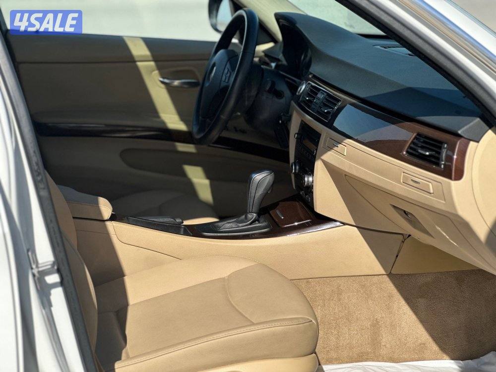 للبيع بي ام 323i ماشي ٣٠ الف كيلو وارد الوكالة الغانم4