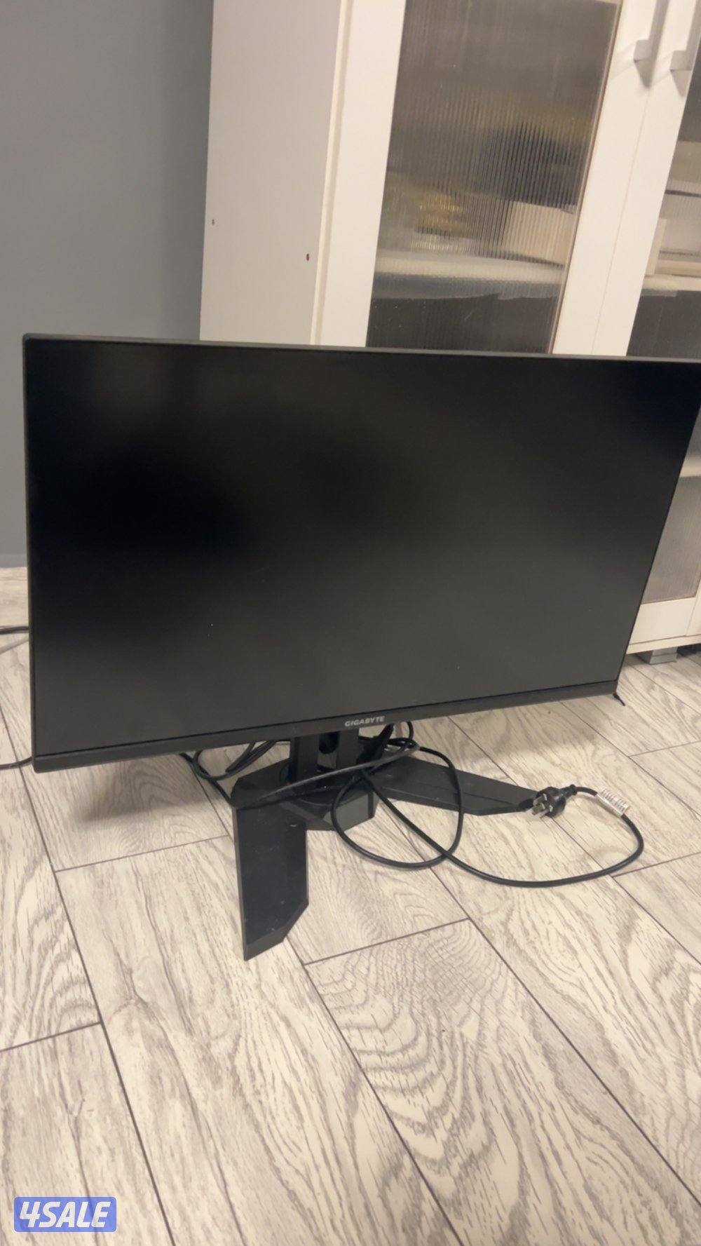 شاشه Gigabyte 32 inch 4k -165hrtz0