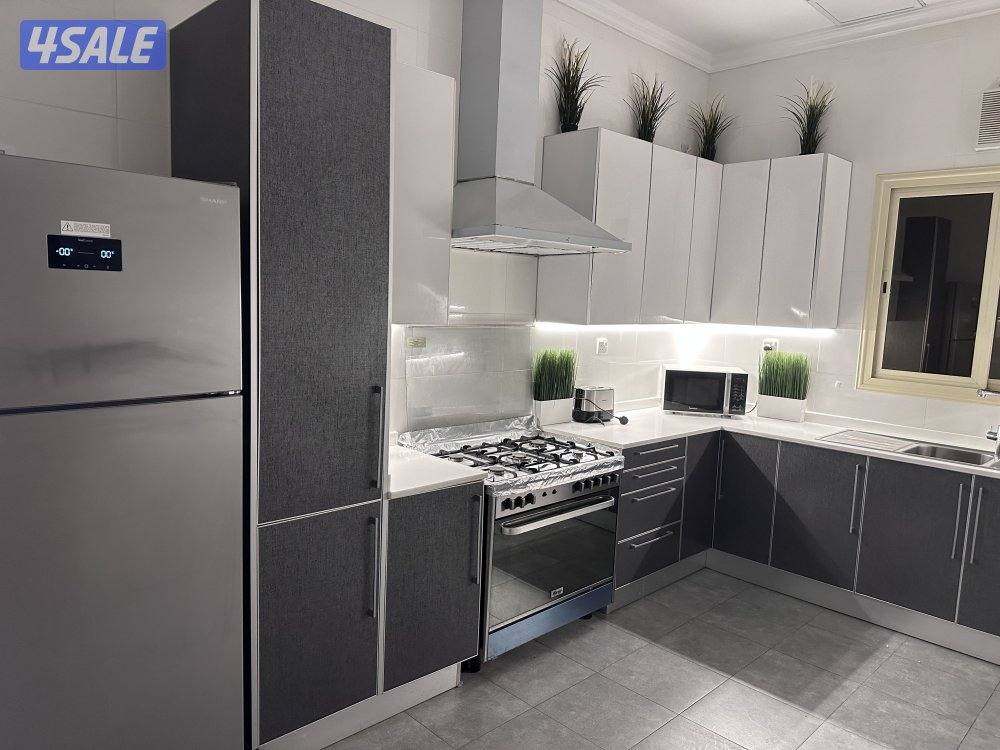 شاليه برايفت غيـر مقسوم ذات خصوصيه حمام سباحه داخلي قريب مول الخيـران11