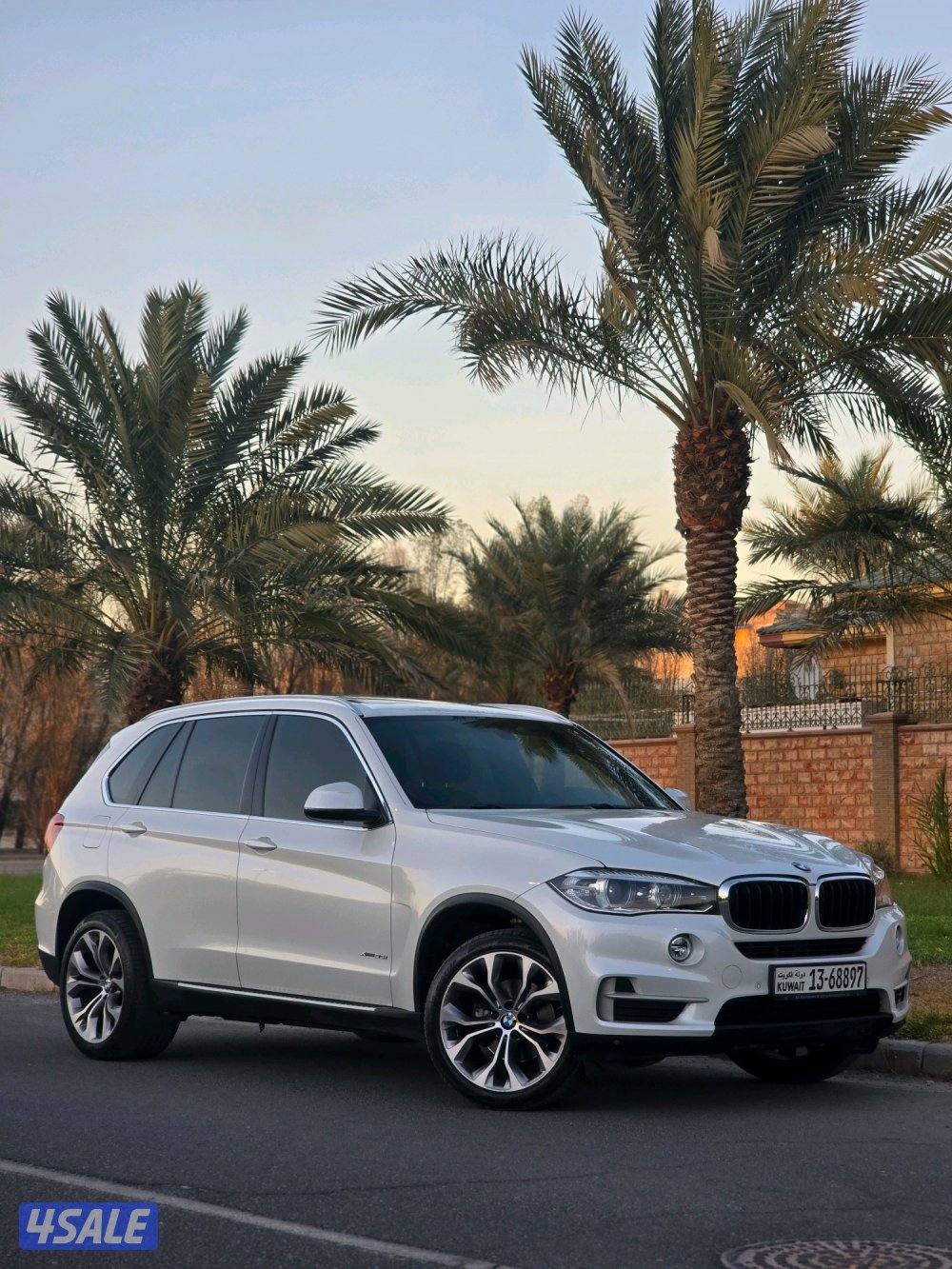 Bmw X5 2016 صبغ الوكالة عداد 118 ألف0