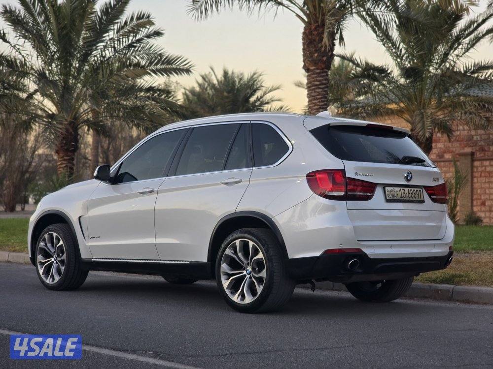 Bmw X5 2016 صبغ الوكالة عداد 118 ألف8