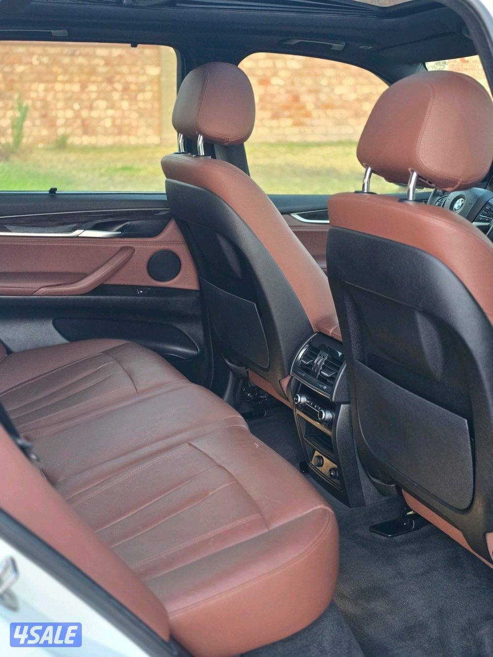 Bmw X5 2016 صبغ الوكالة عداد 118 ألف9