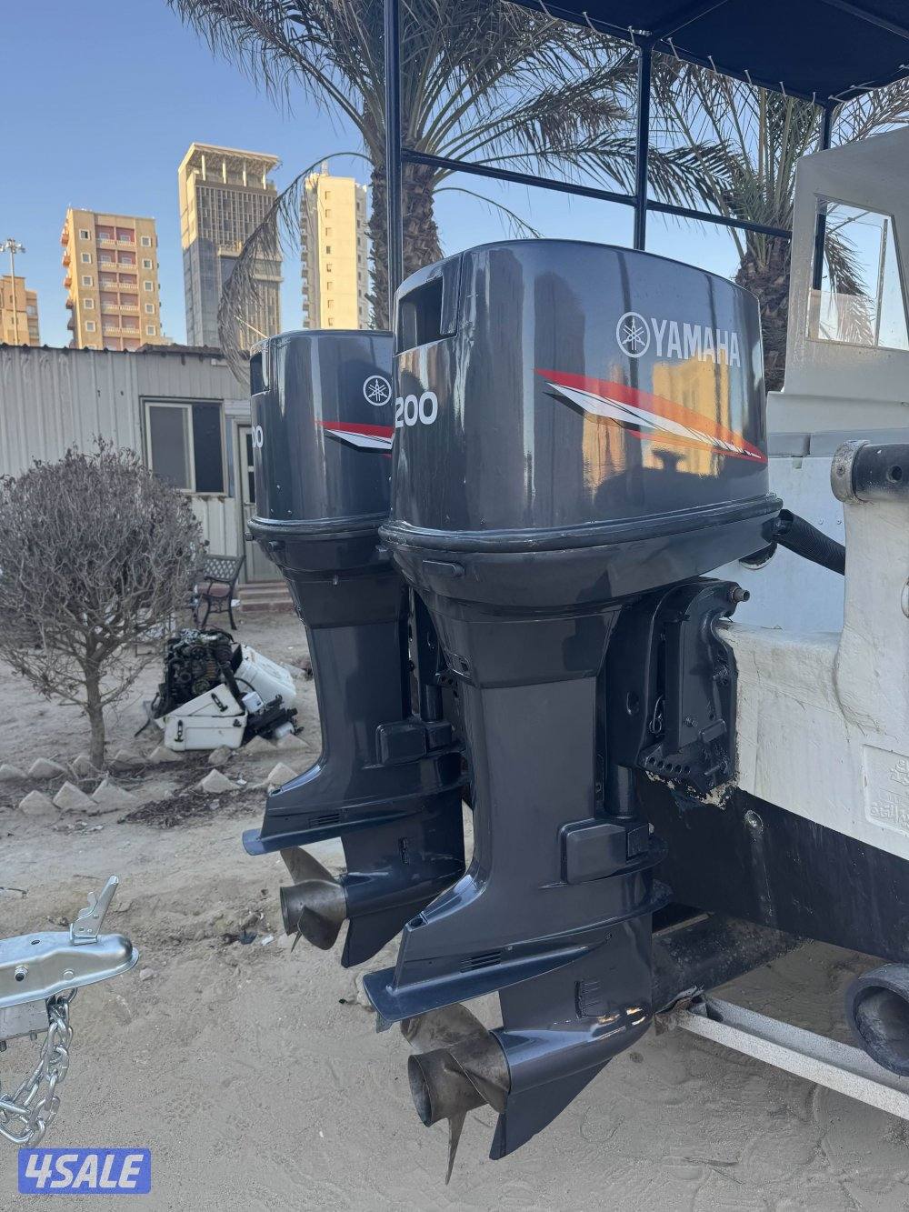 للبيع طراد اماراتي 36 قدم مجدد بالكامل كهرباء تنجيد سيرفس كامل للمكابن4