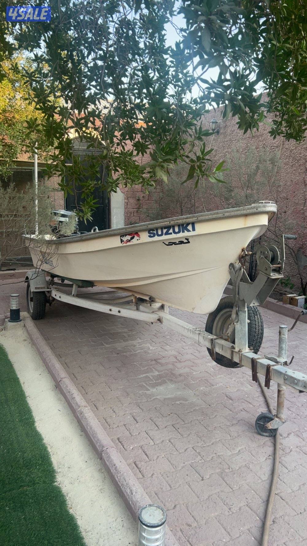 طراد ١٣.٥قدم القرف و المكينه بحاله ممتازه4