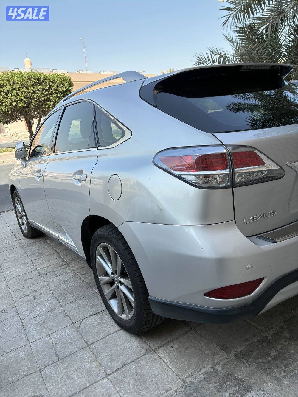 موديل ٢٠١٤ من داخل لون تان0