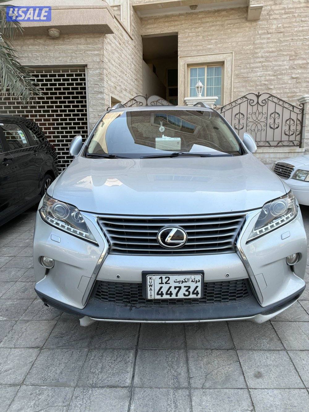 موديل ٢٠١٤ من داخل لون تان1