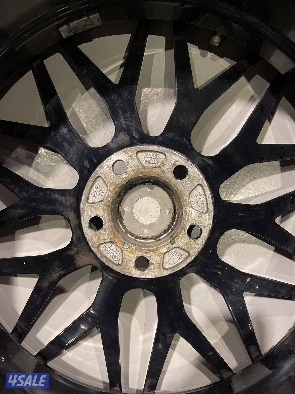 رنقات مرسيدس c63 مع تواير سيمي سليك7