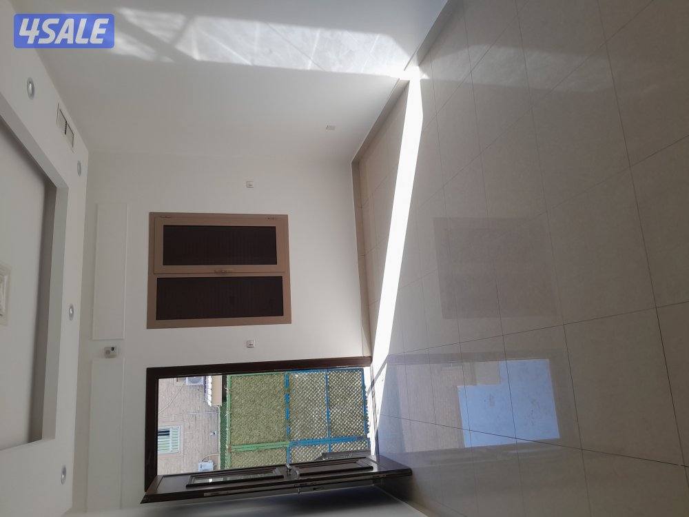 للايجار شقه صباح السالم ارضي مدخل خاص جنب الجمعيه1
