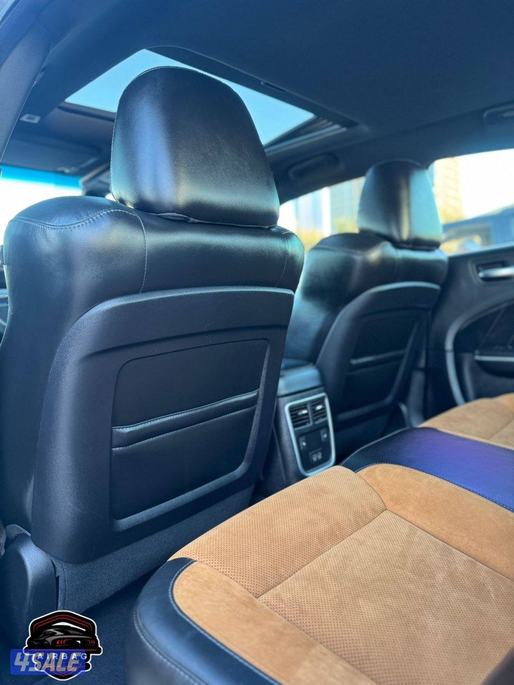 دودج تشارجر 
موديل 2022 
عداد 81 الف 
GT كامل المواصفات12