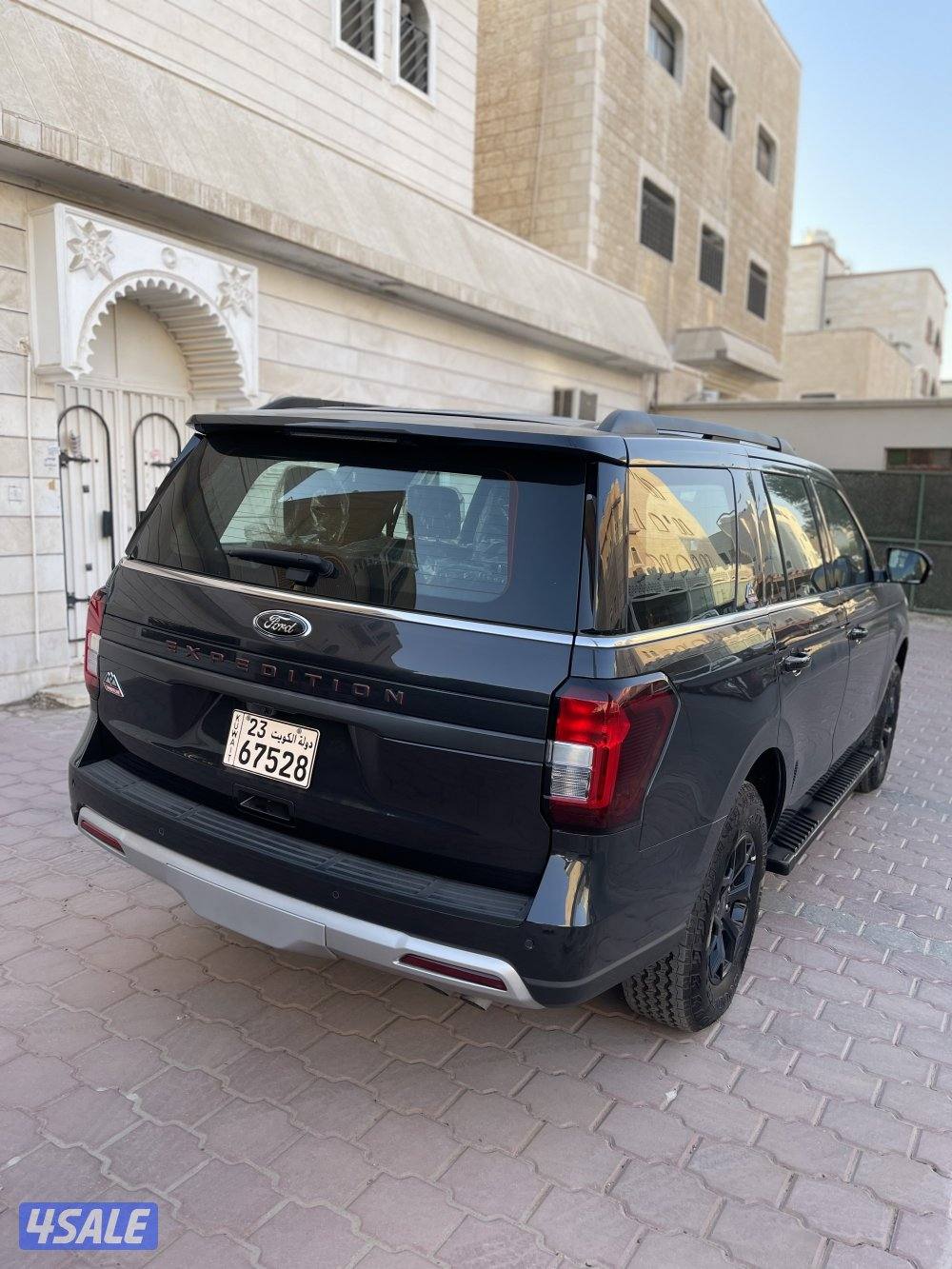 للبيع اكسبدشن اصفاااار 20231