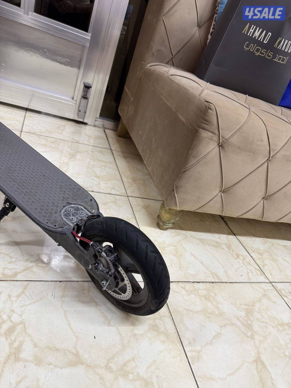 Electronic Scooter for sale in good condition5